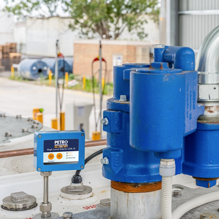 High Level Alarm LOA-IS - Battery Operated on the tank